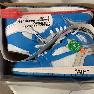 Air Jordan 1 x off-white UNC